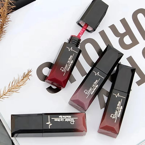 Waterproof, Matte & Glossy, Nude to Red hues - Long-lasting, Hydrating Formula -Achieve a Flawless, Long-Lasting Nude Lip Glaze
