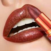 Rose smoke powder, bright starry sky, glossy velvet texture, durable, make your lips shiny, waterproof, anti-fouling.