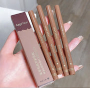 Eyeliner liquid pen is smooth, fast drying, waterproof, durable, not easy to smudge, and very thin eyeliner pen